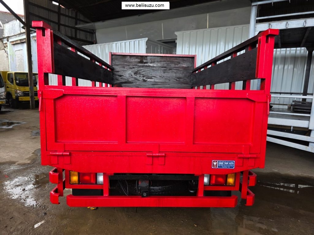 bak kayu rangka besi isuzu NLR