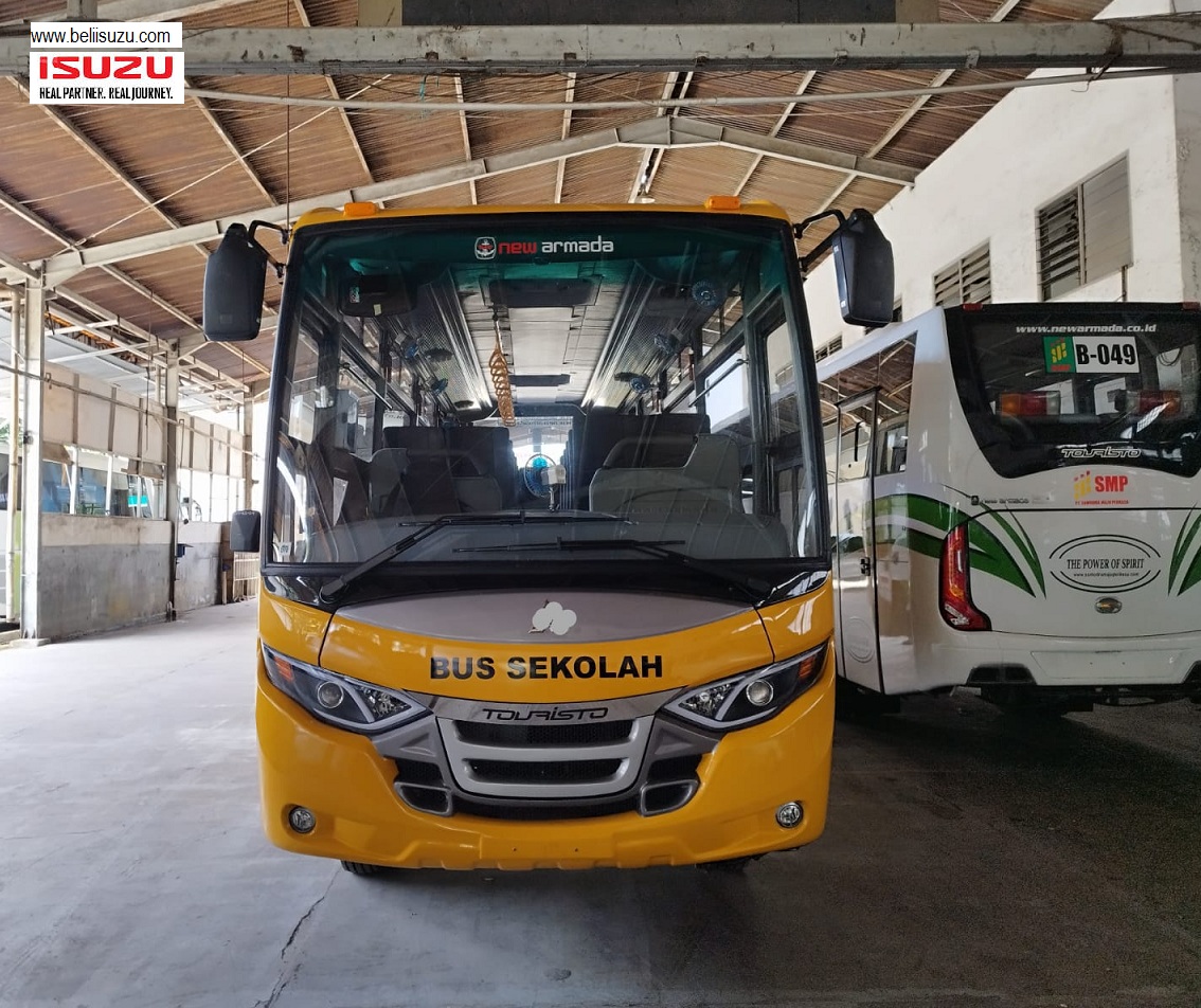 ISUZU NQR B Medium Bus euro 4 bus sekolah