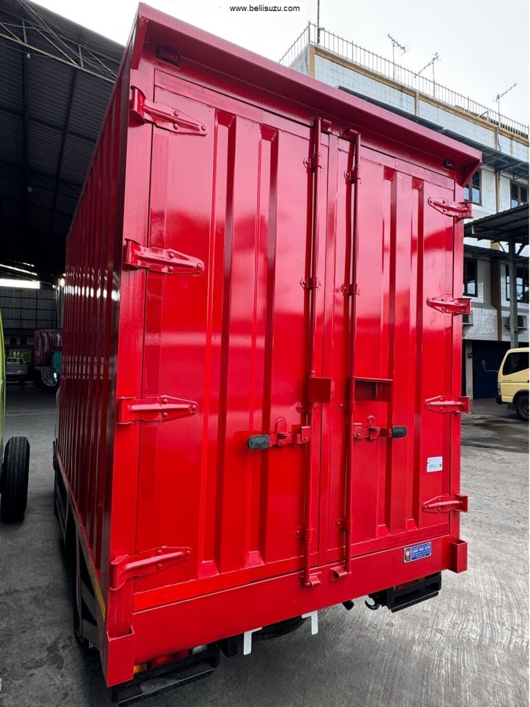 Box besi isuzu Traga