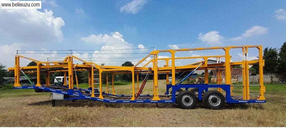 CAR HAULER ISUZU GIGA GVR J TRACTOR HEAD 4x2 CAR HAULER ISUZU GIGA GVR J TRACTOR HEAD 4x2