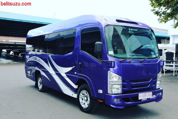 Isuzu ELF Microbus 20 seat Long New Armada - warna biru