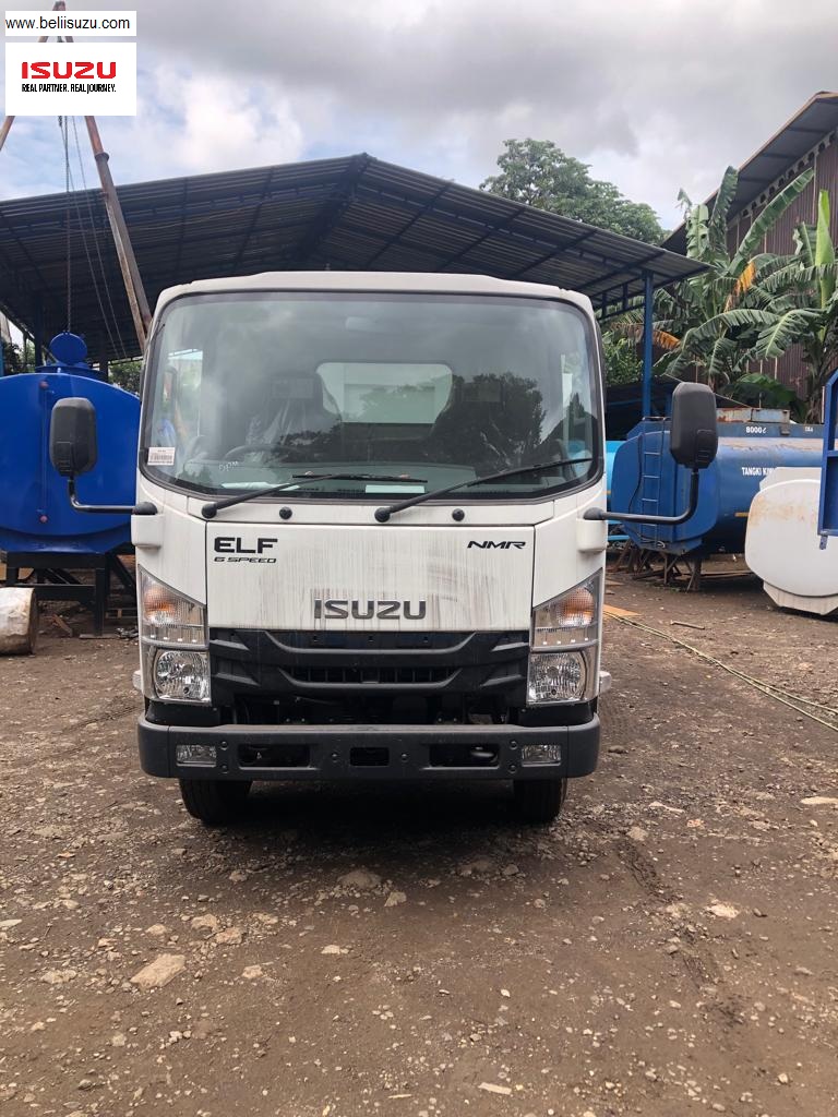 ISUZU NMR HD 5.8 TANGKI AIR