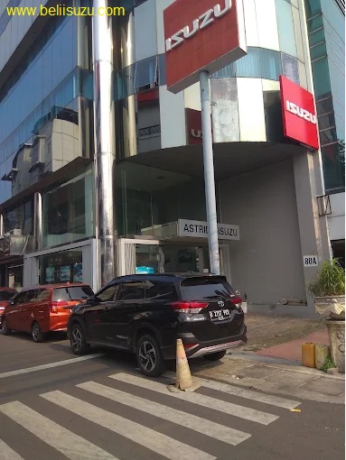 dealer isuzu pecenongan