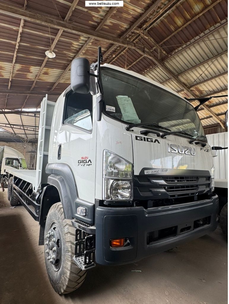 Isuzu Giga 6x4 long chassis FVZ U HP aplikasi FLAT DECK