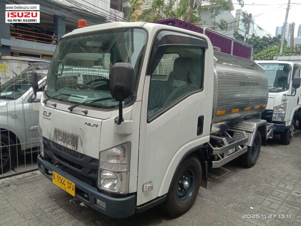 Tangki Susu 2500 Liter Isuzu ELF NLR 120 PS - Truk angkutan Susu Segar