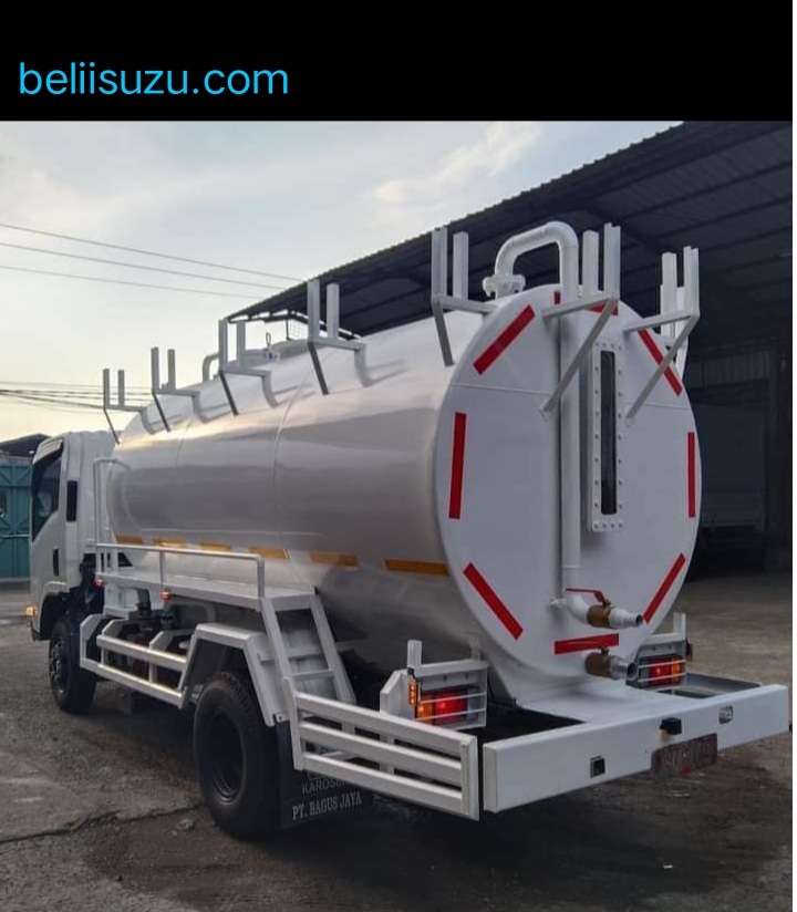 Tangki Vakum Limbah kapasitas 5000 Liter Isuzu NMR HD 150 PS