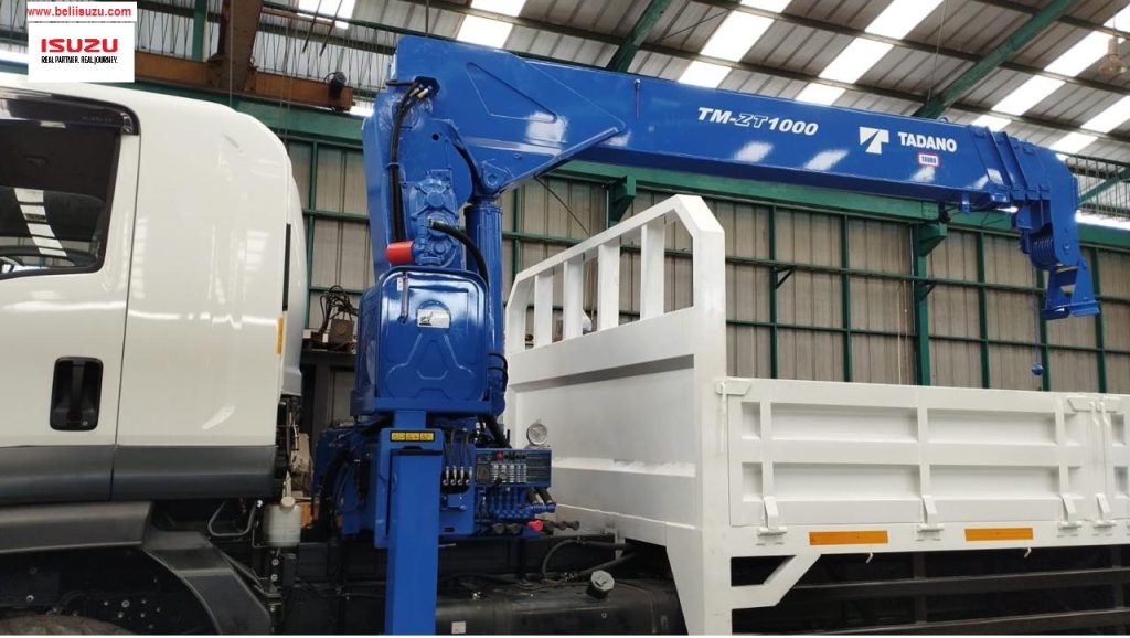 Bak Crane tipe TELESCOPIC Isuzu Giga FVZ U HP